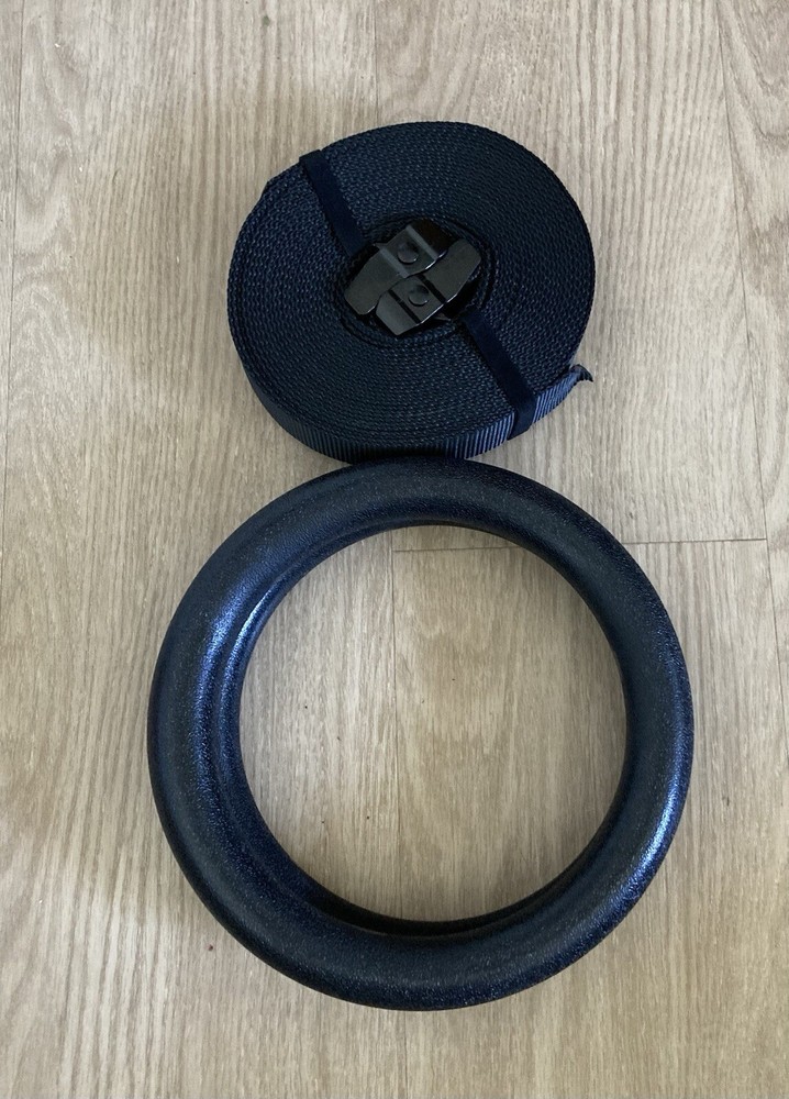 Gymnastic Rings with Adjustable Straps