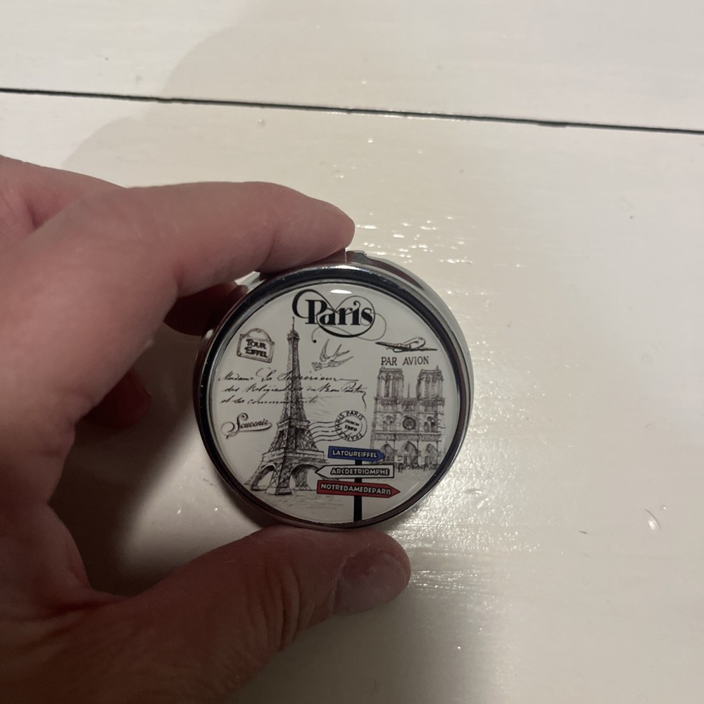 Paris Pillcase