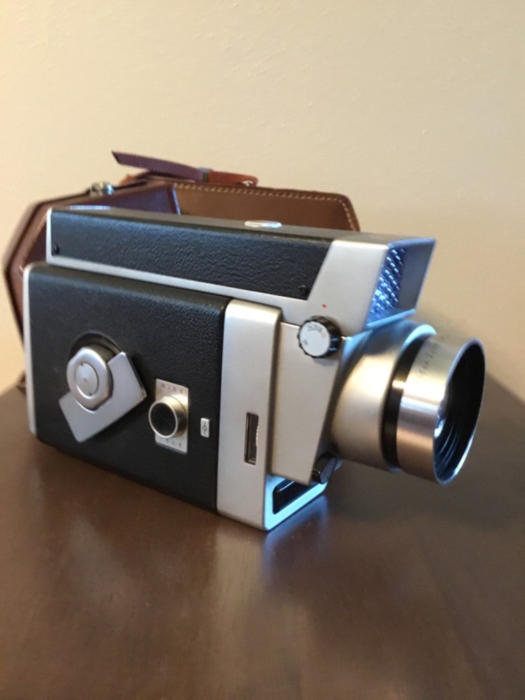 Zoom 8 reflex automatic camera