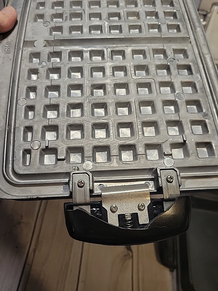 George Foreman Evolve Grill System w/ Waffle & 3 Plates / Drip Tray WORKS/ READ