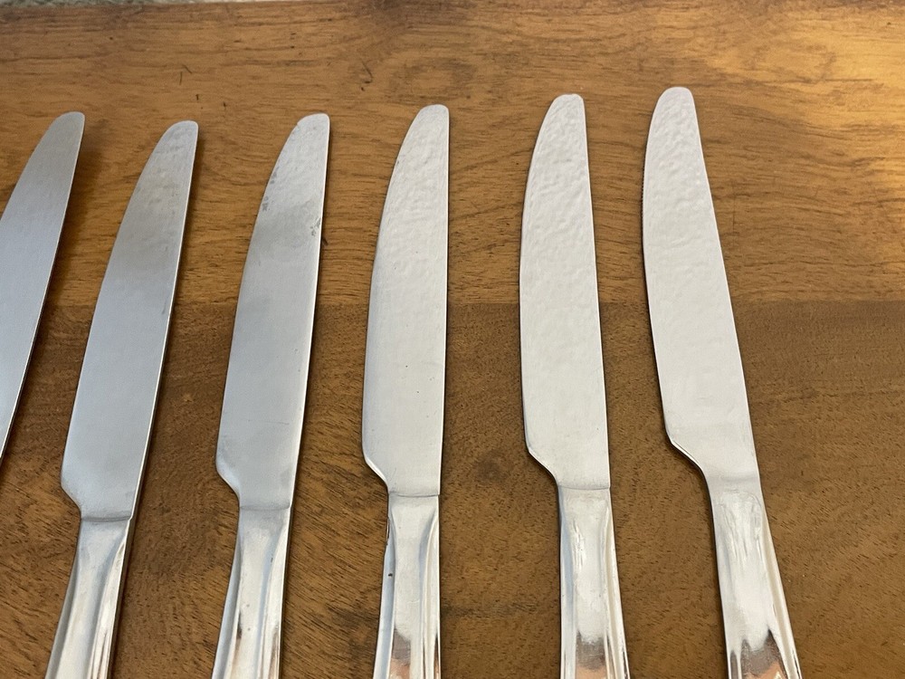 7 International Silver FORTE Stainless Modern Solid Dinner Knives 9.5"
