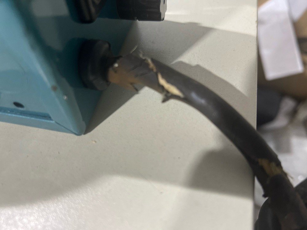 Mint Staco 2PF-1010 120/140v Variable Transformer