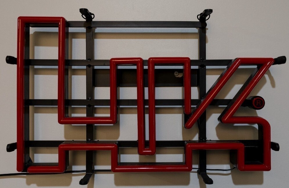 Heckler & Koch New in the Box LED Neon sign w/ wall mount officially licensed HK