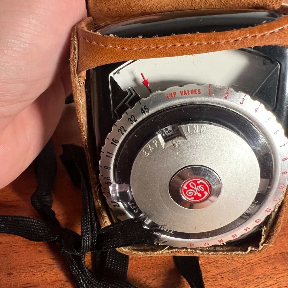 VTG GE General Electric Light Exposure Meter Type PR-2 w/ Leather Case Untested