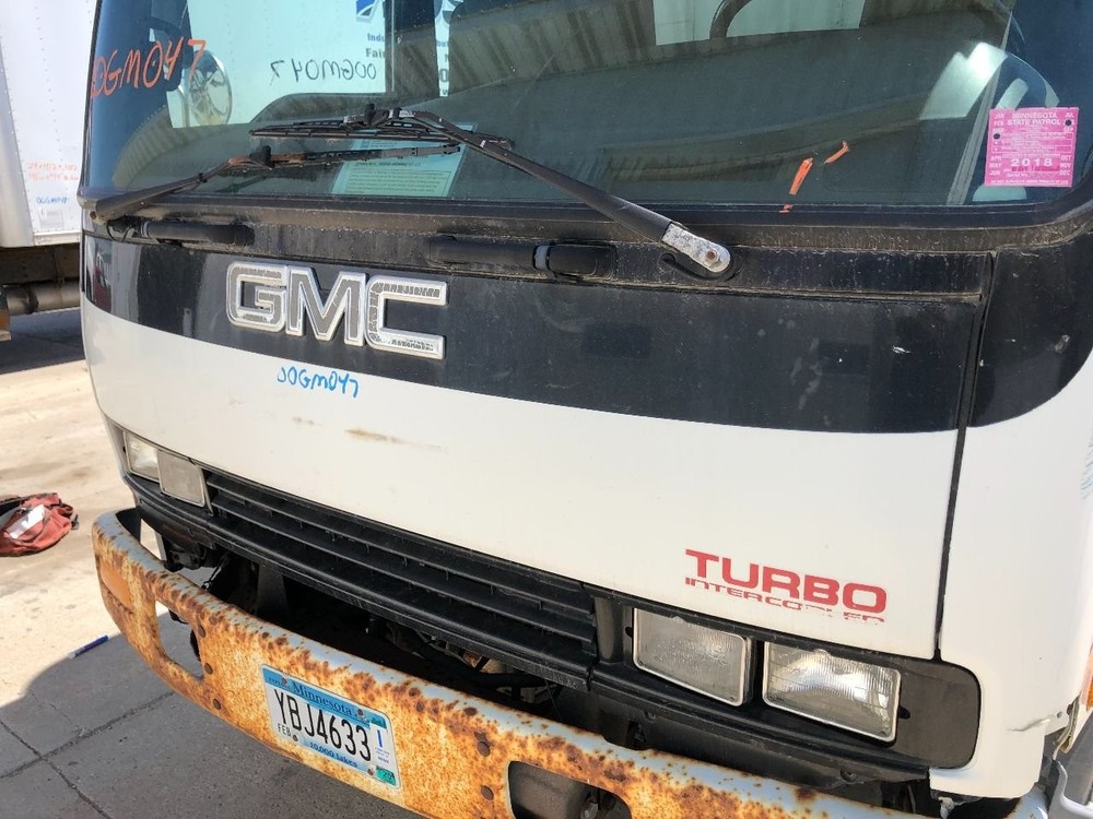 GMC T5500 POLY FRONT Panel