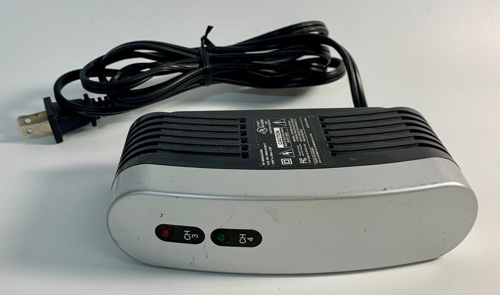 Philips Stereo RF Modulator & Stand SWS2103W/17