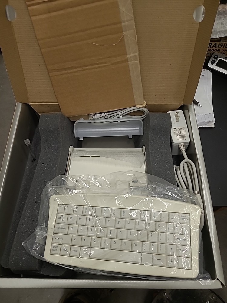 3Com Ergo Audrey AAC Communication Device w/ Box Assistive Speech Aid