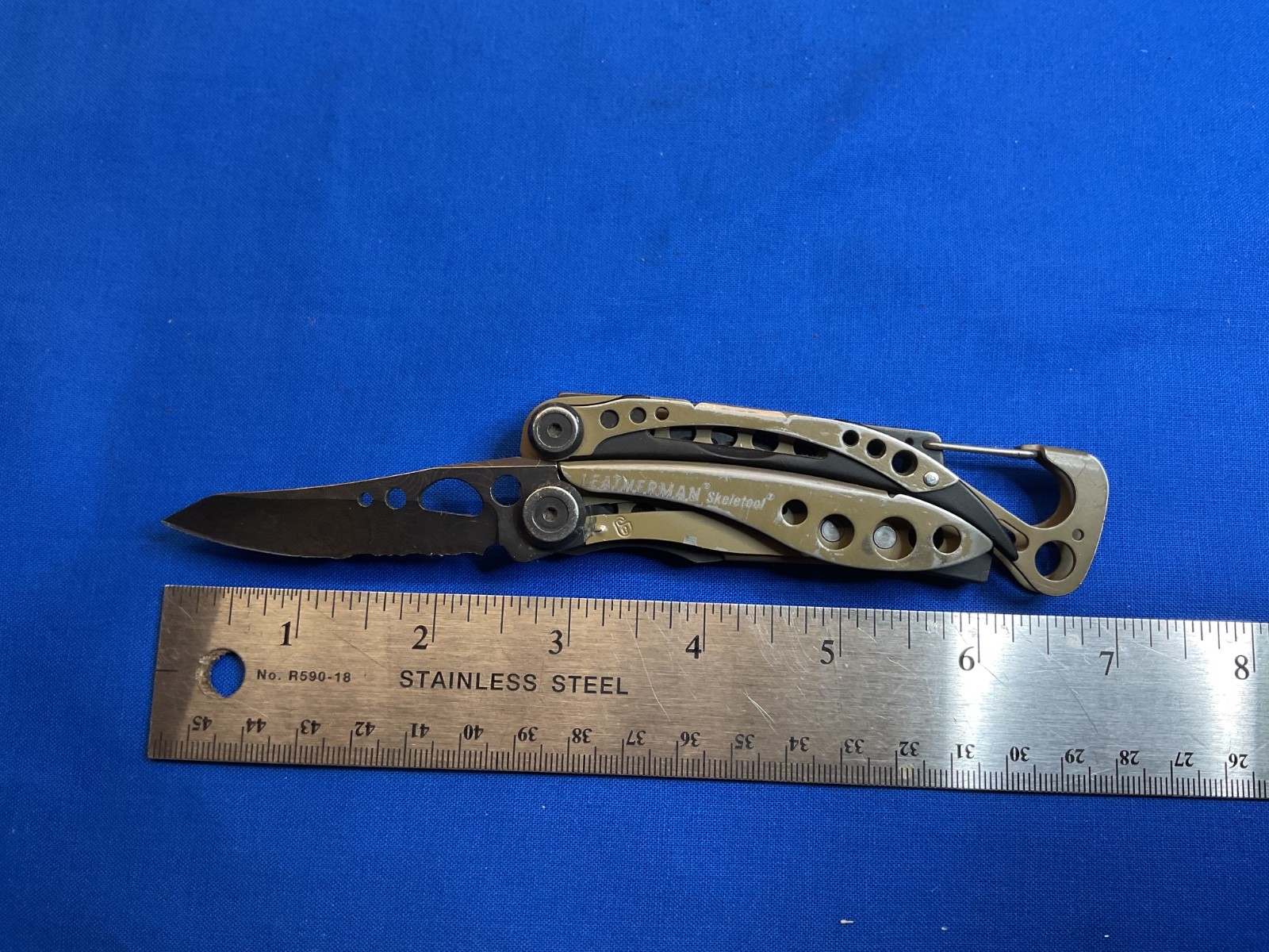 Leatherman Skeletool Multi Tool Knife Pliers