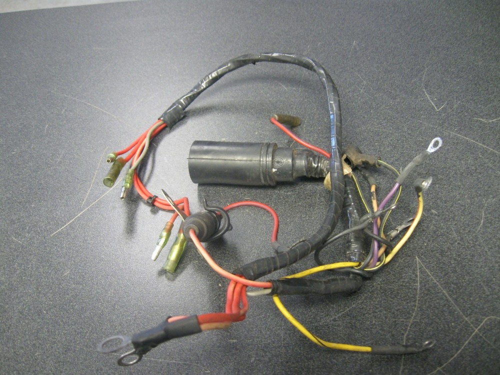 Mercury Outboard 826730A4 175HP Engine Harness BIN0320