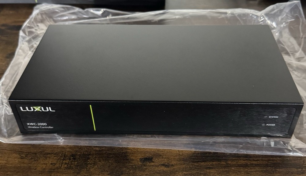 Luxul Home Networking Lot