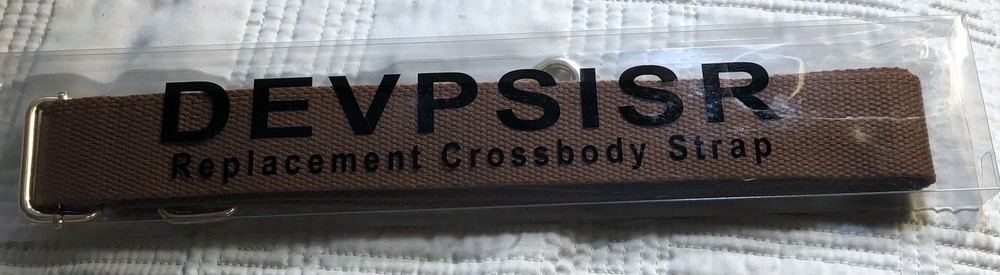 DEVPSISR Replacement Strap Brown in excellent condition. New with tags.