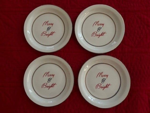 Pottery Barn Merry & Bright Appetizer Plates (4) New