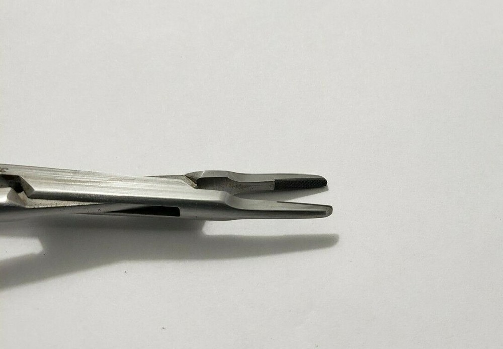 Codman 36-3003 Surgical Classic PLUS RYDER Needle Holder 8" Carbide Jaws