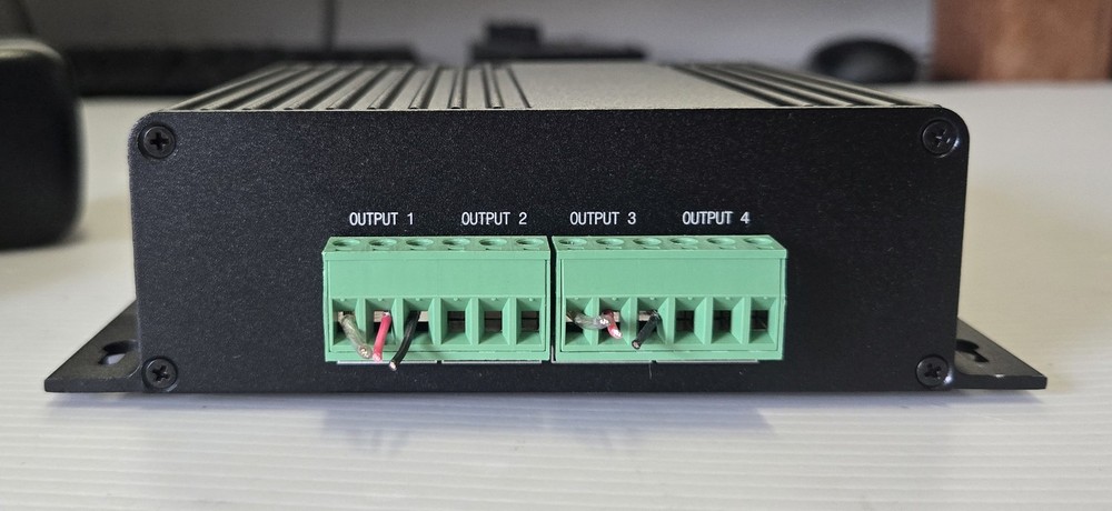 miniDSP Balanced 2x4 pocket size Digital Signal Processor