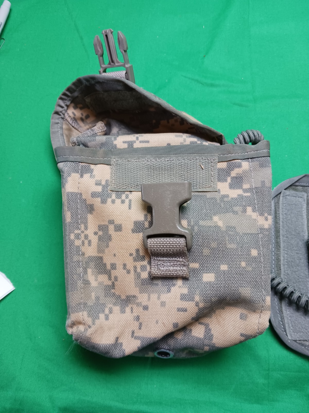 US Army Universal First Aid Kit W/Insert Camo Used
