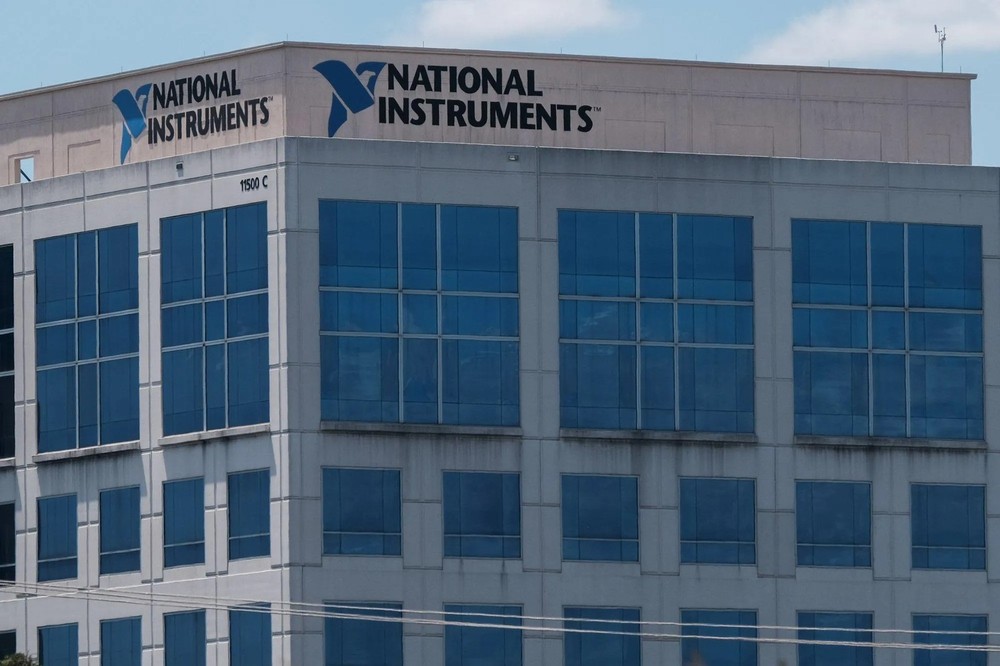 NEW National Instruments USB8452 USB-8452 I²C/SPI Interface Device