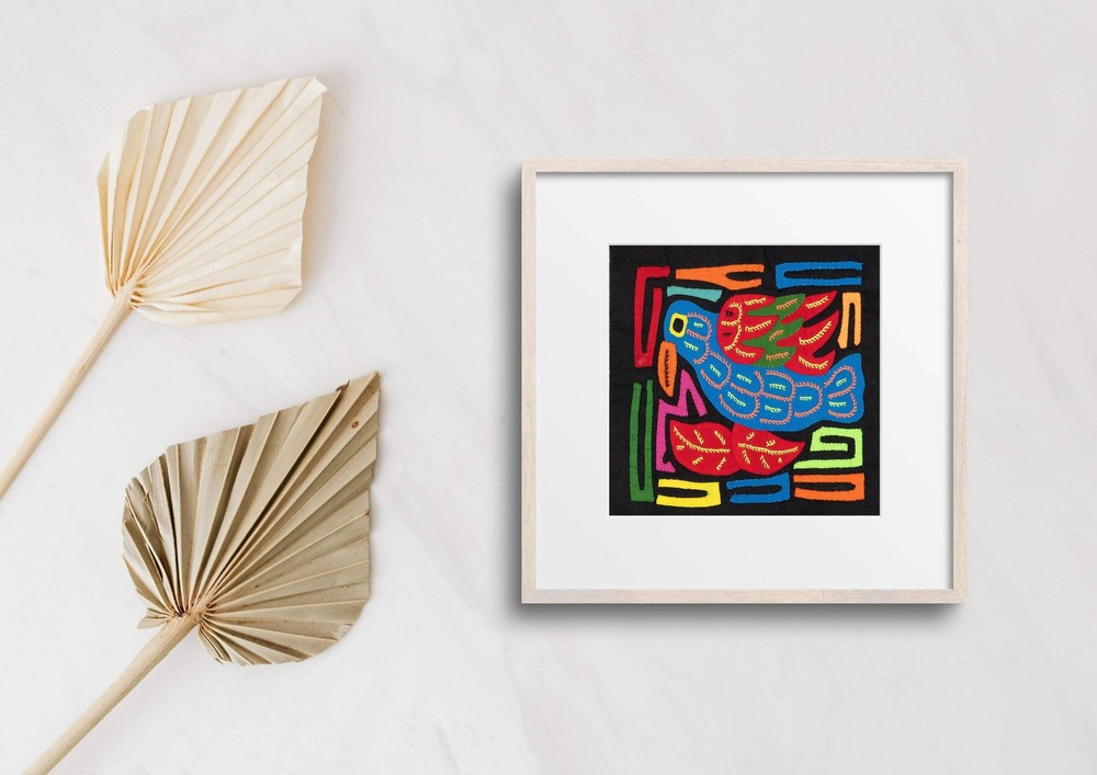 Multicolor Red And Blue Bird Molita
