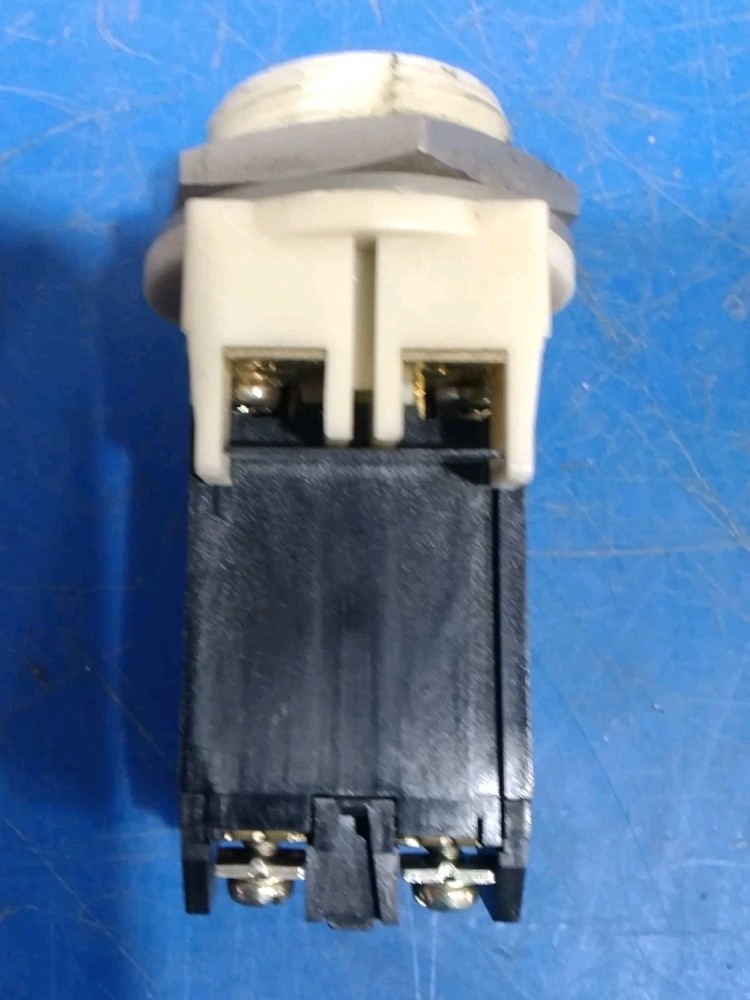FUJI ELECTRIC INDICATOR LAMP BUTTON AH30-ZM
