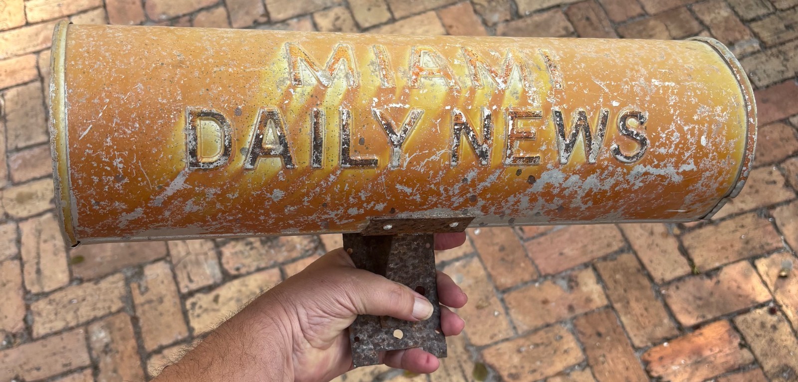 Vintage 1950s Miami Florida Daily News Roadside Newspaper Tube