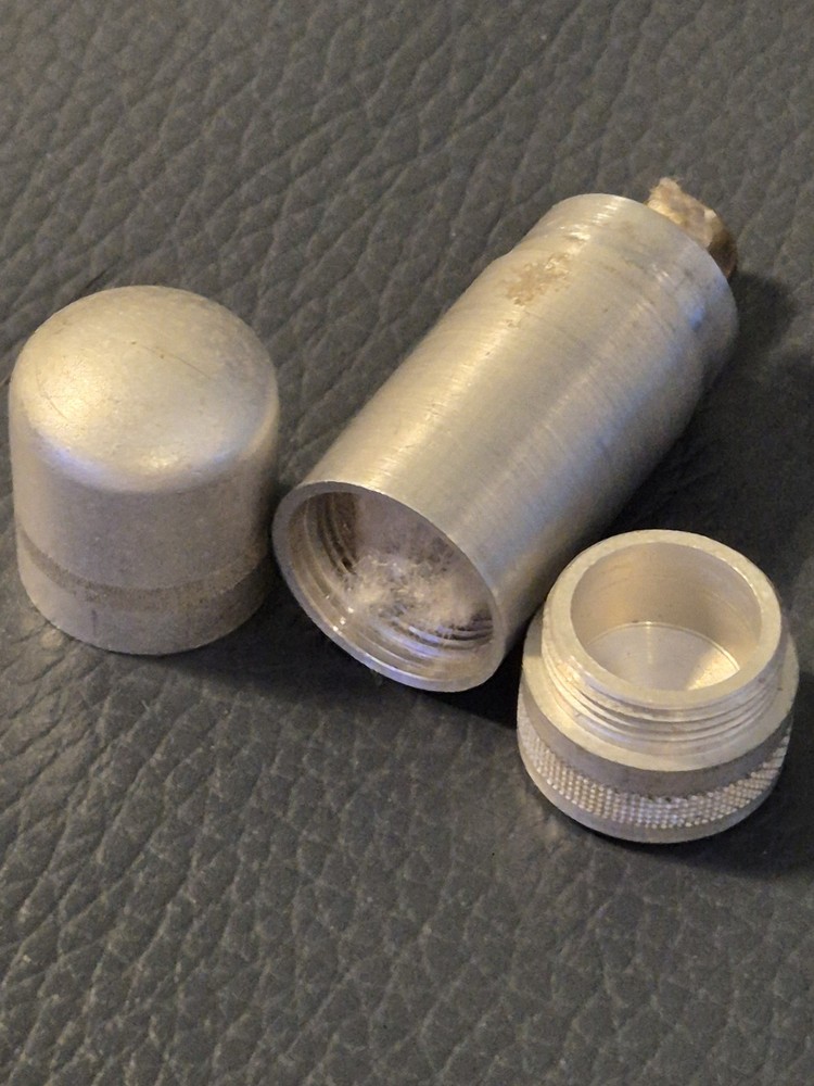 WW2 genuine German Soldier lighter in vgc for age,