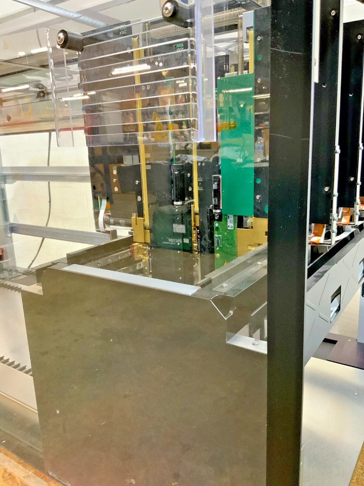 Hamilton Qiagen HS Star 806370 Automated Liquid Handler Sampling Microlab IVD