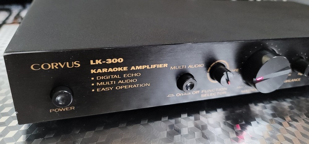 Corvus Karaoke Amplifier Model LK-300 Digital Echo, Multi Audio, Easy Operation