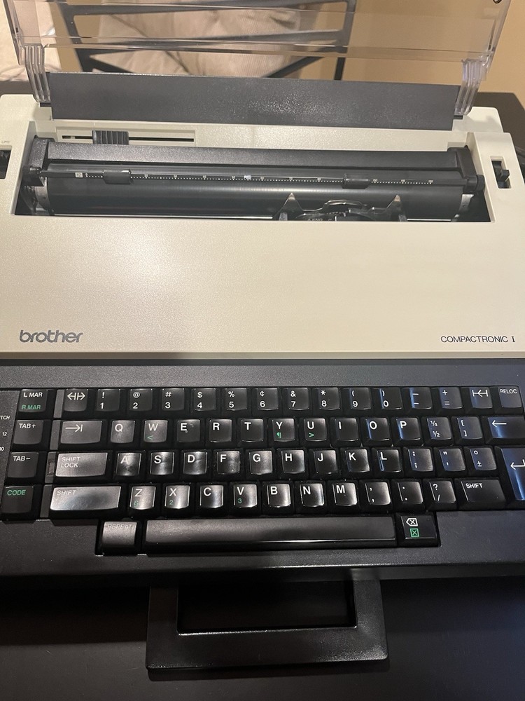 Brothers CE-222 Typewriter