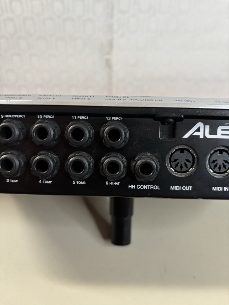 Alesis DM10 High Definition Drum Module -READ- Brain Silver