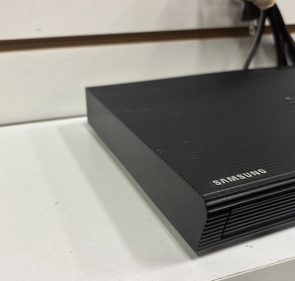 Samsung BD-JM57C Blu-Ray DVD Player
