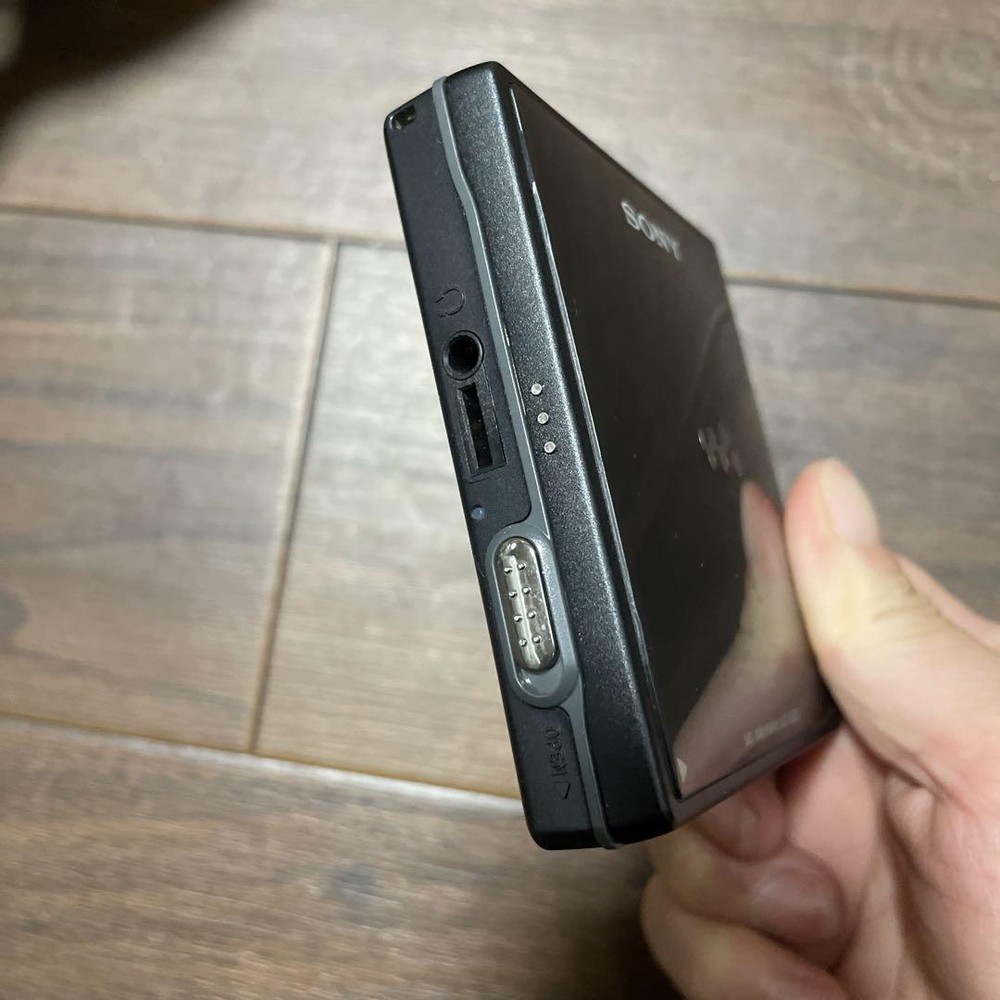 SONY MZ-E620 MD WALKMAN Console Tested Working