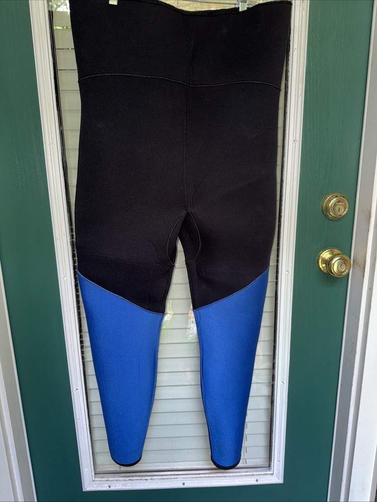 Action Plus Wet Suit Size XXL