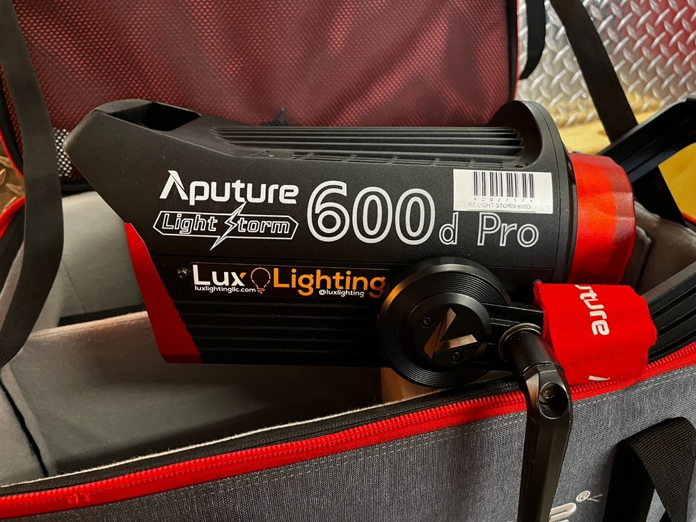 Aputure LS 600d Pro COB - V-Mount