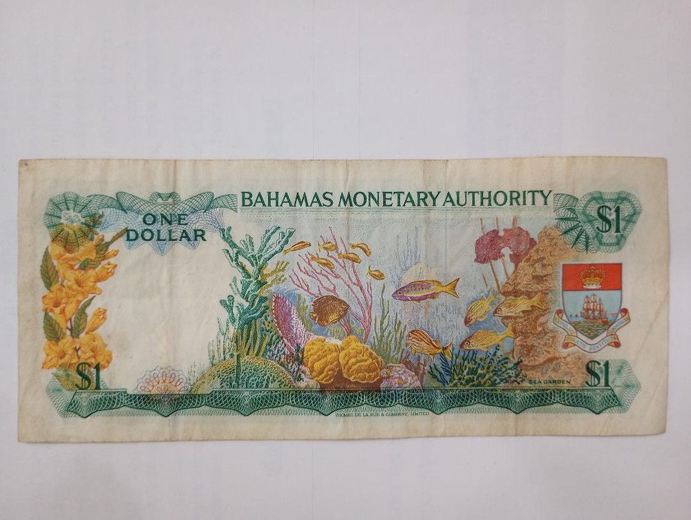 BAHAMAS ONE DOLLAR NOTE 1968