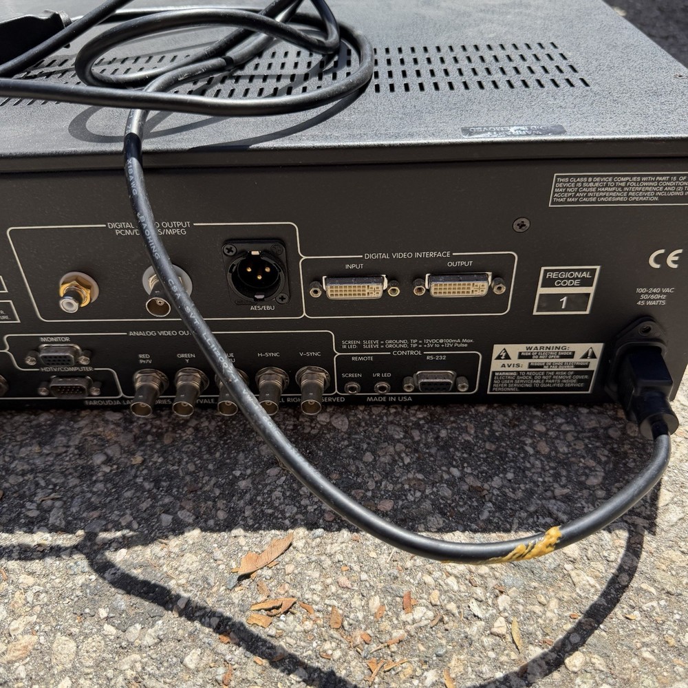Faroudja NRS-DCS Digital Cinema Source DVD Video Processor