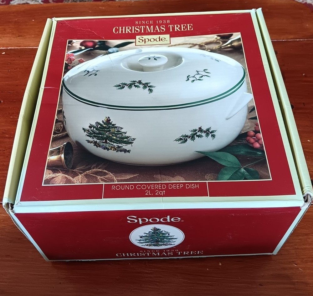 Spode Christmas Tree Casserole 2 Qt Round Covered Deep Dish