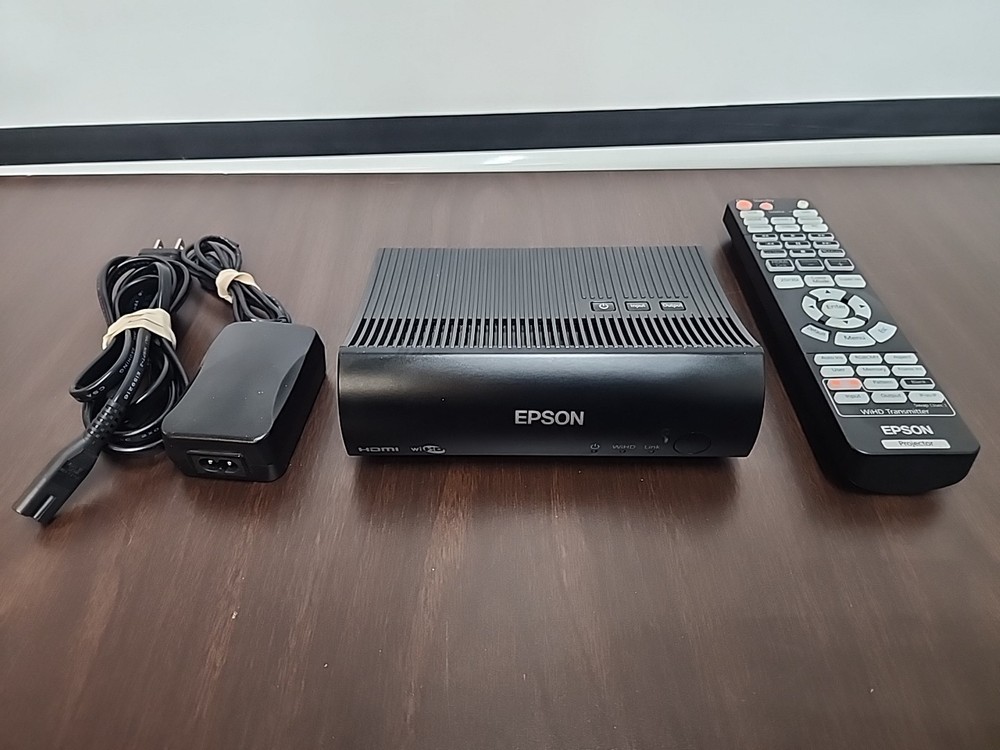 Epson Wireless HD Transmitter WIT2-F0 With Power Adapter