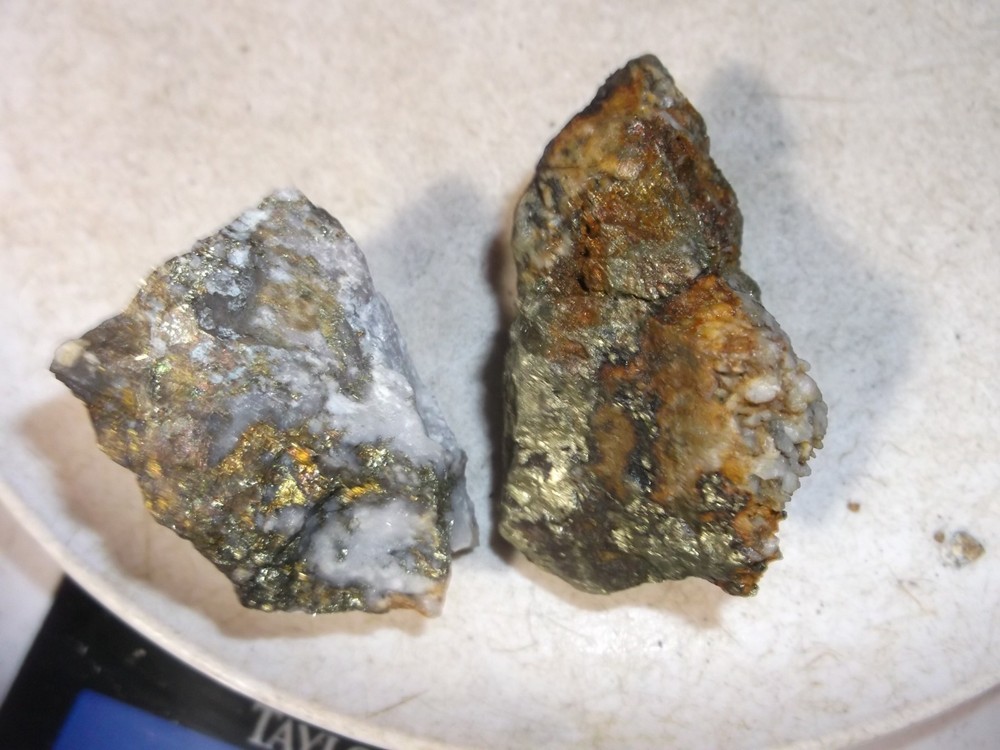 Gold, silver, copper, 78 grams samples ,ore high grade .