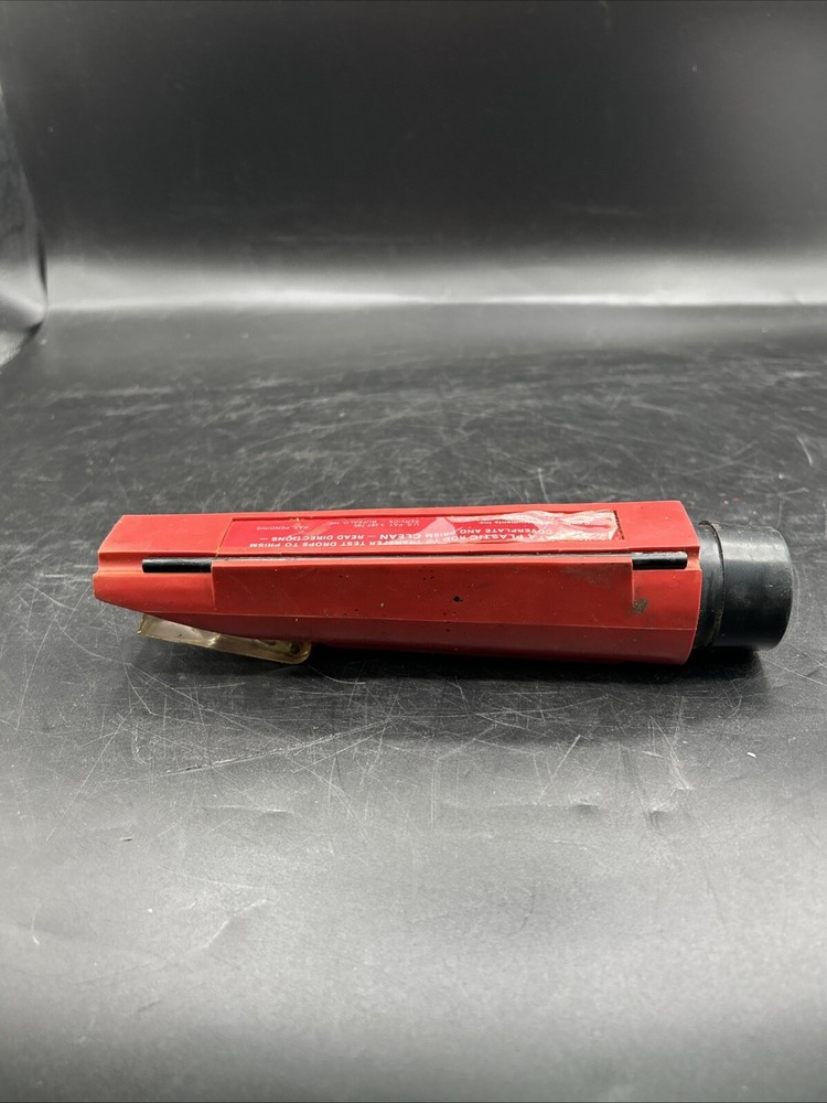 LEICA TEMPERATURE COMPENSATED HAND-HELD REFRACTOMETER See Pics