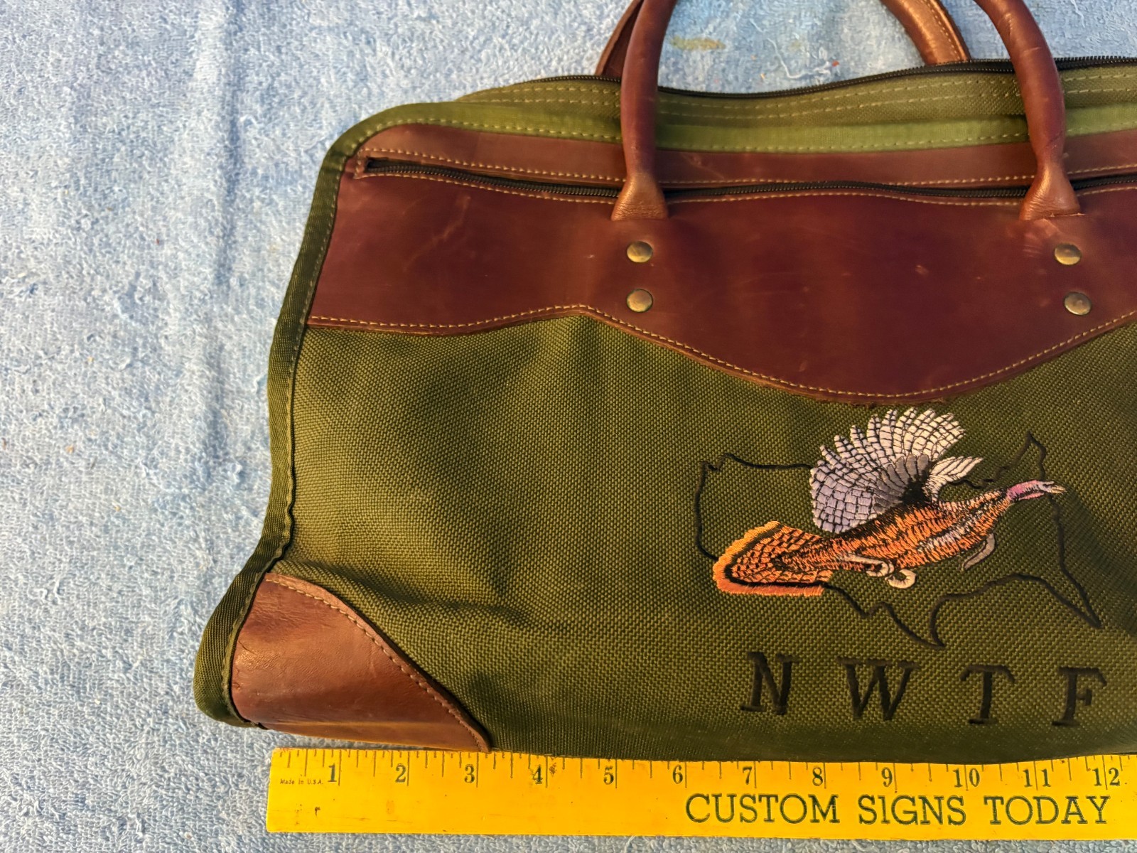NWTF National Wild Turkey Federation Green Canvas Leather Bag Boyt ?