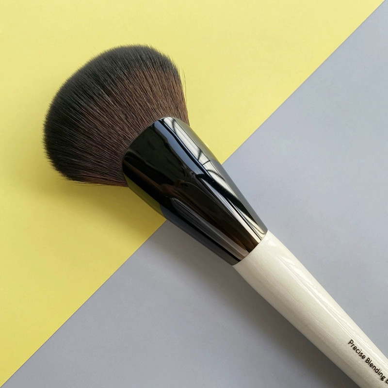 Precise Blending Brush - Full Size - NEW - 100% Authentic $50 MSRP