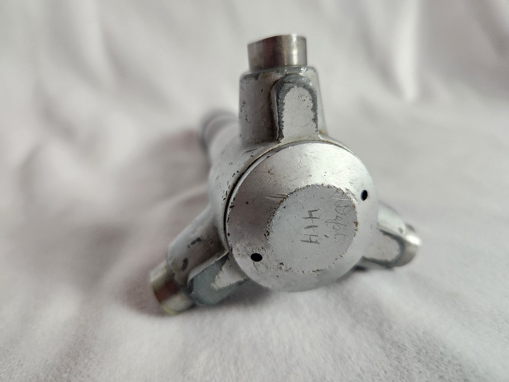 Brown & Sharpe Internal Bore Micrometer Range 2.400"- 2.800” - Model 281 W/ring