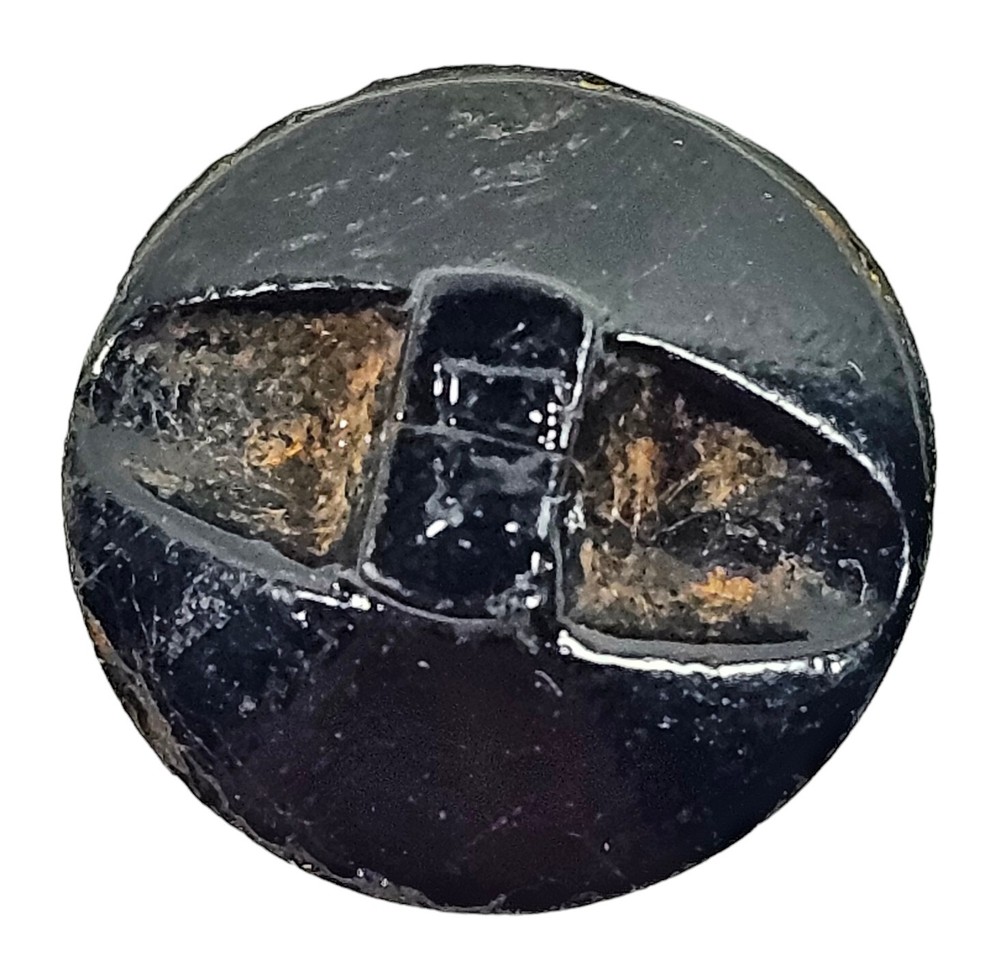Victorian 1800s Black Glass Train Engine Button Old 11/16”