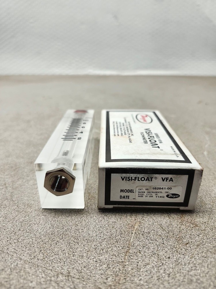 NEW IN BOX DWYER VISI-FLOAT FLOWMETER 162941-00