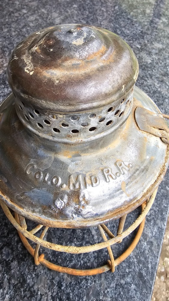 Colo Mid RR lantern.