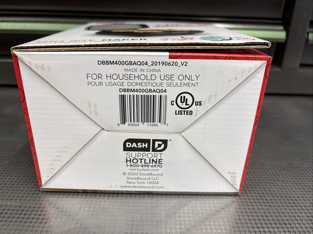 New DASH Egg Bite Maker; Makes X4 Egg Bites, 420 Watts. Mod #DBBM400GBAQ04 - NIB