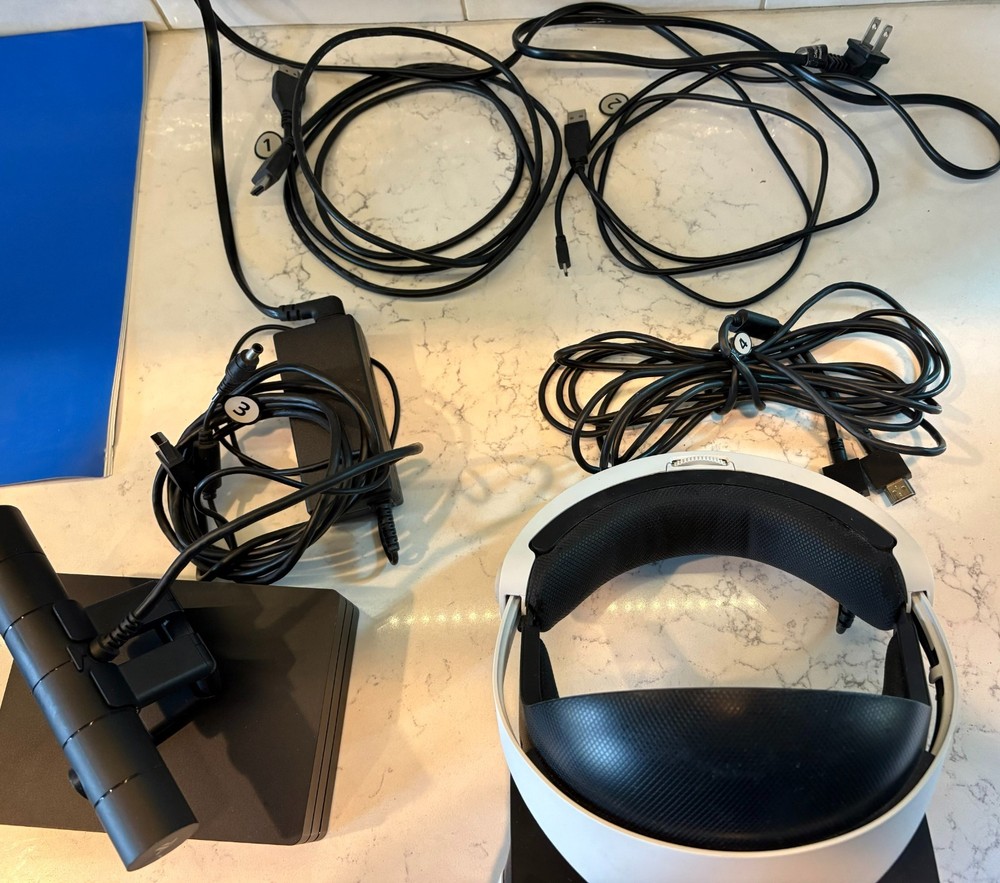 Sony PlayStation VR PSVR Bundle w/ Camera, Move Controllers, Skyrim VR + 6 Games