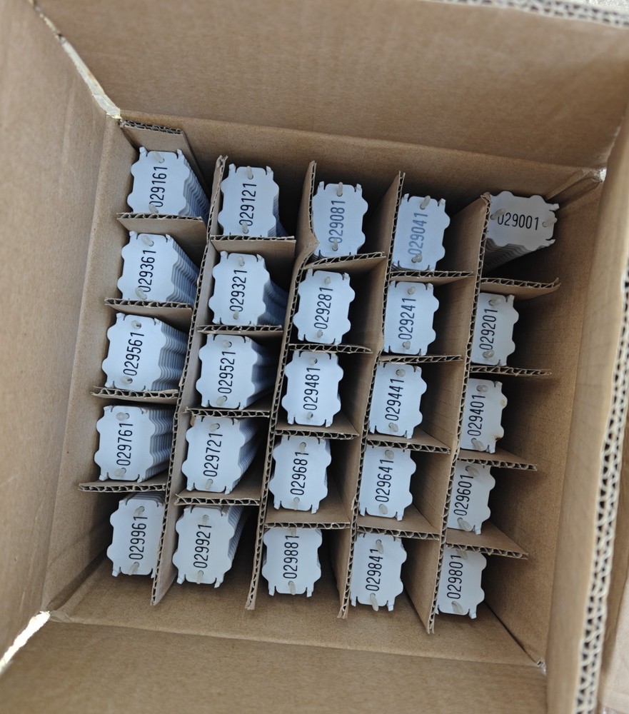 PLASTIC LOG TAGS -FORESTRY SUPPLY-Cold Weather Resistant 2 boxes per order