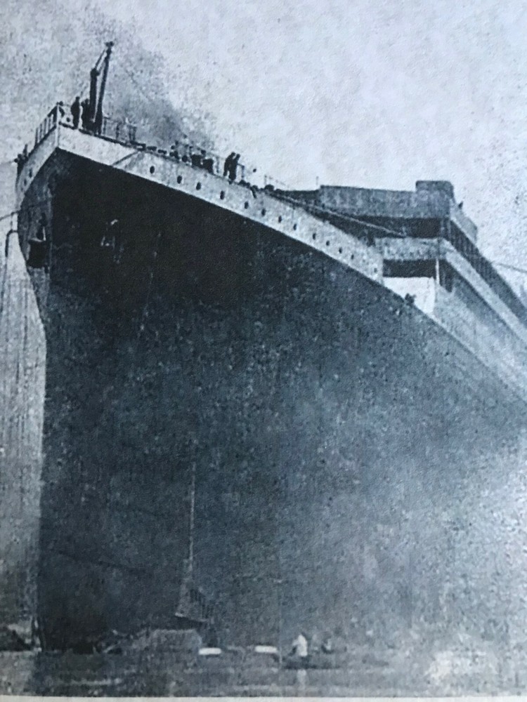 RMS TITANIC IN THE MIST