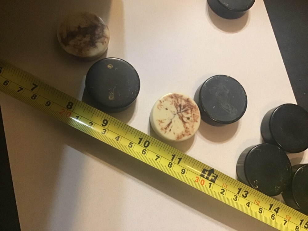 LOT 12 CATALIN Backgammon ? Marbleized Bakelite discs from estate..