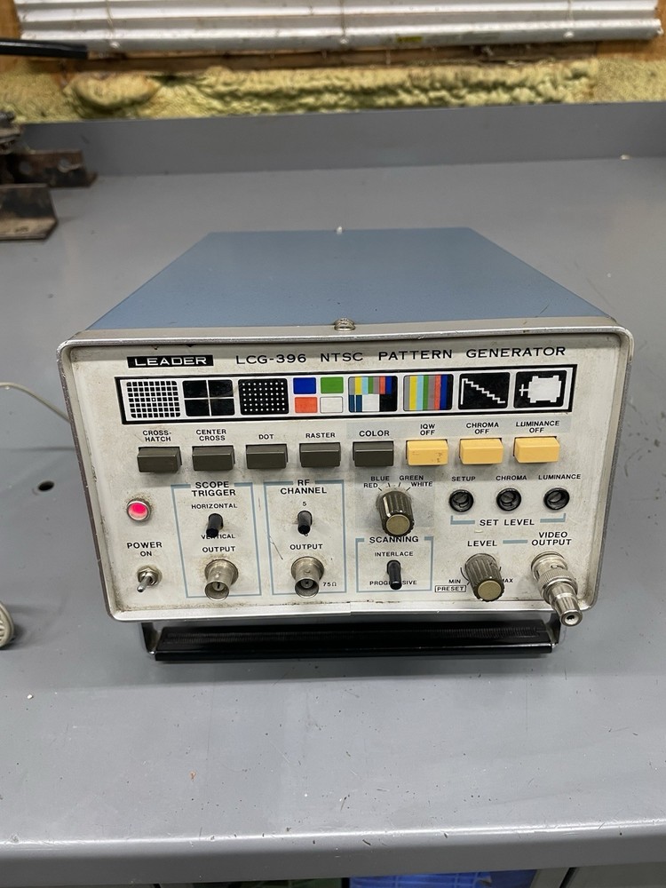 Leader LCG-396 NTSC Pattern Generator – Untested- Does Power On